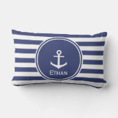 いかりおよび名前をカスタムするとの青および白いストライプの ランバークッション (裏面)