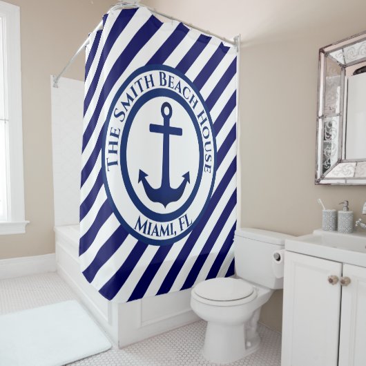 いかりスタンプと対角線のストライプカスタム シャワーカーテン (インサイチュ)