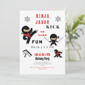 いくつかのおもしろい忍者レッド&ブラック誕生日パーティーをキックアップ 招待状 (スタンド正面)