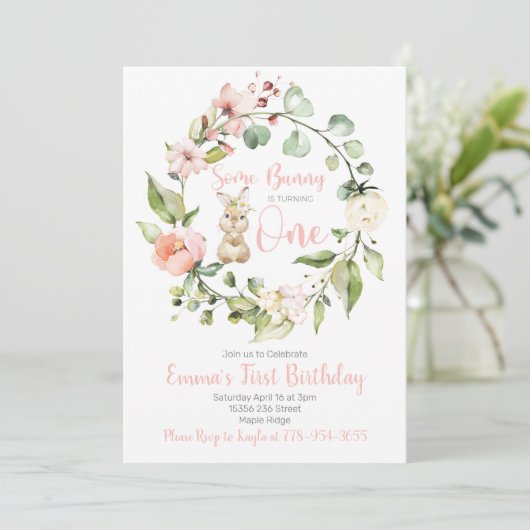 いくつかのバニーが1つの誕生日招待状を回している 招待状 (スタンド正面)