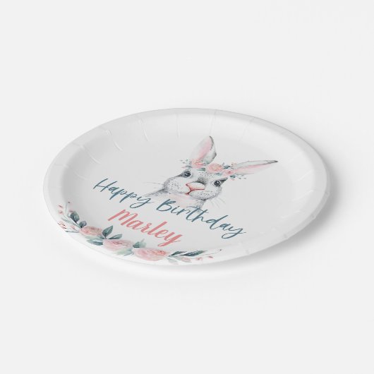 いくつかのバニーは誕生日を持っている、任意の年齢のパーティー ペーパープレート (アングル)