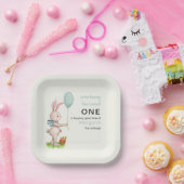 いくつかのバニーは1つの可愛いウサギのバルーン1st誕生日 ペーパープレート (パーティー)