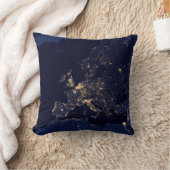 いくつかのヨーロッパおよび北欧の都市の都市の照明。 クッション (ブランケット)