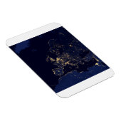 いくつかのヨーロッパおよび北欧の都市の都市の照明。 マグネット (右側)