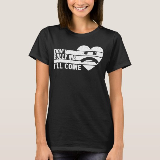 いじめないで皮肉来を言う Tシャツ (正面)