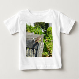 いたずらなスズメ ベビーTシャツ