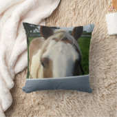 いたずらな馬の枕 クッション (ブランケット)