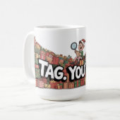 いたずらエルフのタグゲーム コーヒーマグカップ (正面左)