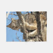 いたずらオオヤマネコ フリースブランケット (正面(横))