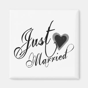 いたずらグランジなスクリプト – たった今結婚しましたハートブラック マグネット