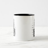 いたずらネコ警察に逮捕される おもしろコーヒーマグ ツートーンマグカップ (中央)