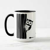 いたずらフクロウのマグカップ マグカップ (左)