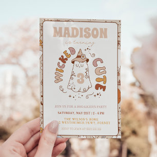 いたずら可愛いグルービー幽霊ハロウィン誕生日 招待状