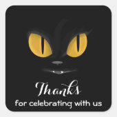 いたずら好きな牙のある黒猫感謝してい スクエアシール (正面)