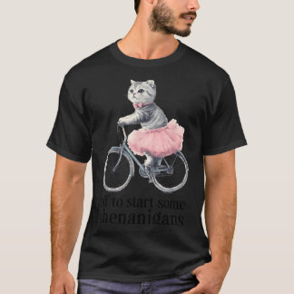 いたずら始めようとする面白い猫の乗馬 Tシャツ
