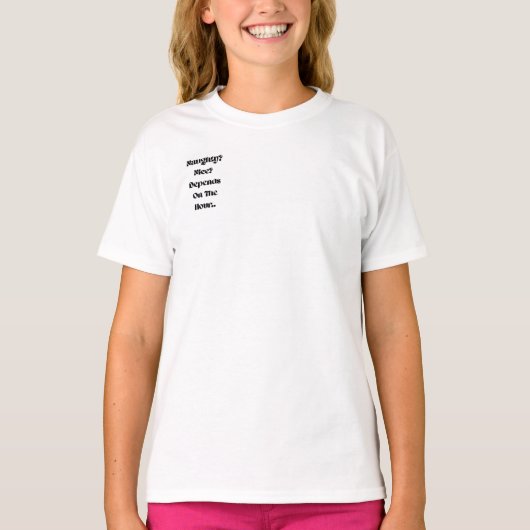 いたずら？いい子？時によるね  Tシャツ (正面)