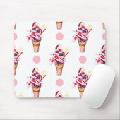 いちごおよびブラックベリーが付いているアイスクリーム マウスパッド (マウス)