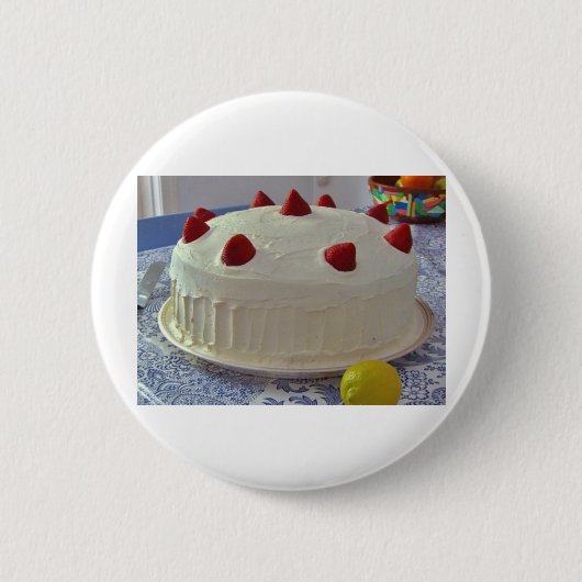 いちごのケーキ 缶バッジ (正面)