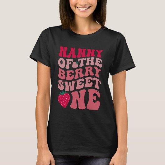 いちごの甘いひとり娘 1歳の誕生日 Tシャツ (正面)
