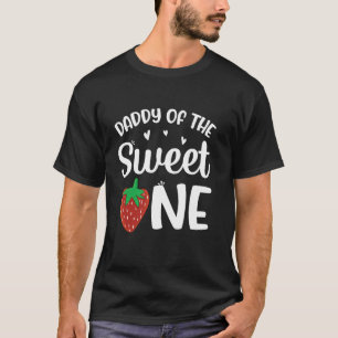 いちごの甘い子どものパパ 初めての誕生日 Tシャツ