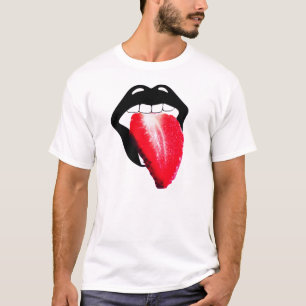 いちごの舌引き Tシャツ