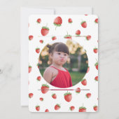 いちごの誕生日写真感謝カード 招待状 (裏面)