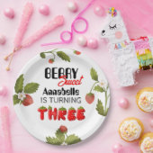 いちごの3歳の誕生日 ペーパープレート (パーティー)