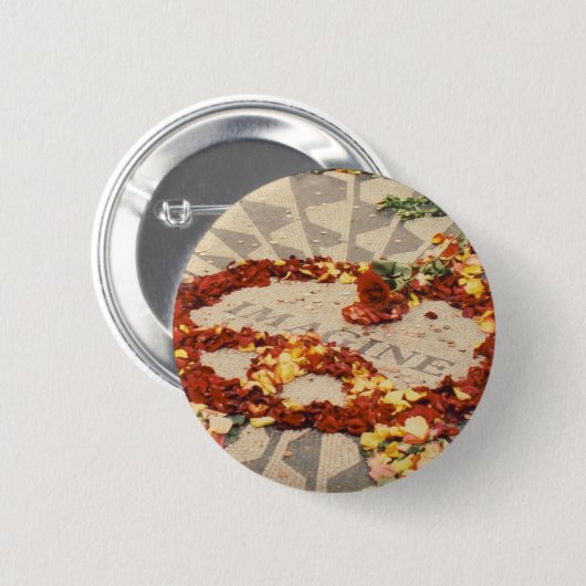 いちごはボタンの守備につきます 缶バッジ (正面&裏面)