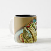 いちごアイスクリームケーキ ツートーンマグカップ (正面左)