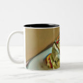 いちごアイスクリームケーキ ツートーンマグカップ (左)