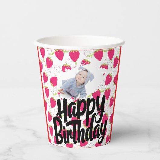 いちごカスタマイズのパターンハッピーバースデー 紙コップ (正面)