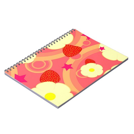 いちごパターン2 ノートブック (左側)