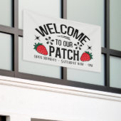 いちごパッチ追加日タイム仕入先 横断幕 (ビルの外側)