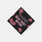 いちごパーソナライズされた誕生日 スタンダードカクテルナプキン (角)