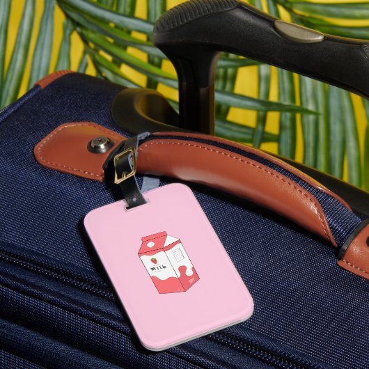 いちごミルクの紙パック型の荷物タグ ラゲッジタグ (正面インサイチュ1)