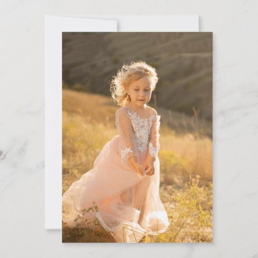 いちご図解入りの、写真付きのベリースウィートバースデーパーティー 招待状 (裏面)