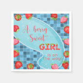 いちご果実の女の子の赤ちゃんシャワーナプキン。 スタンダードカクテルナプキン (正面)