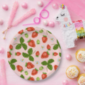 いちご柄ピンク背景 ペーパープレート (パーティー)