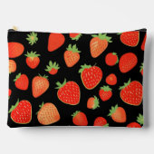 いちご柄 アクセサリーポーチ (正面)
