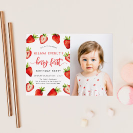 いちご1日のパーティー |ベリーの最初の写真 招待状
