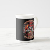 いつも中で救援走する ボーンチャイナマグカップ (正面右)
