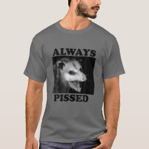 いつも怒りっぽい服装 Tシャツ