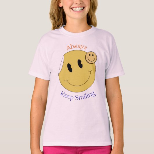 いつも笑顔で 😊 | かわいいポジティブな名言デザイン Tシャツ (正面)