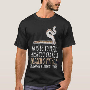 いつも自分で子どものPythonになる Tシャツ