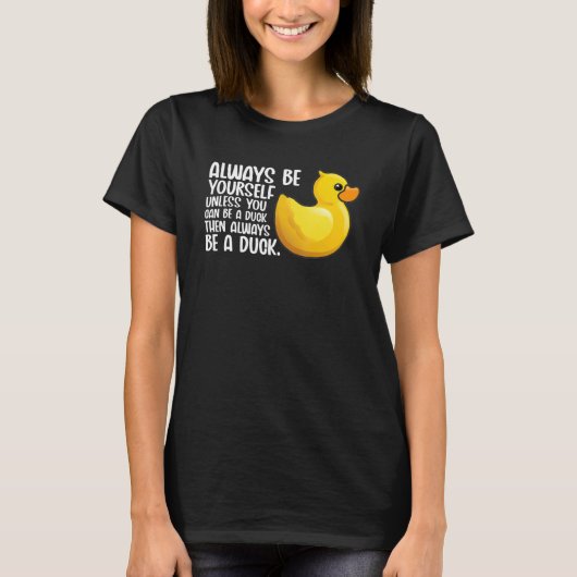 いつも鳥を飼う鴨のおもちゃだ Tシャツ (正面)