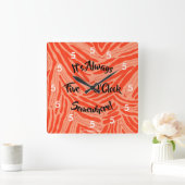 いつも5時どこかの壁時計だ スクエア壁時計 (ホーム)