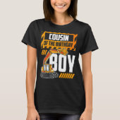 いとこの誕生日少年建築ファミリーマット Tシャツ (正面)