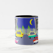 いなか町のドライブ・イン映画コーヒー・マグ ツートーンマグカップ (中央)