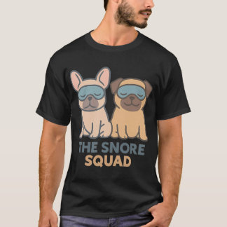 いびきをかく仲間 眠っているフレンチブルドッグとパグの犬 Tシャツ