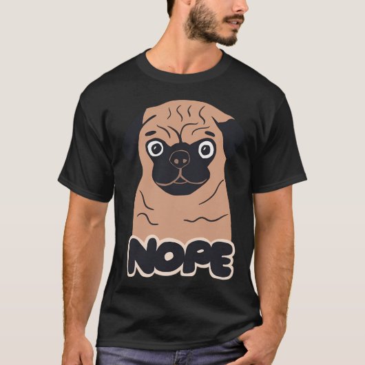 いやパグ犬のイラスト Tシャツ (正面)